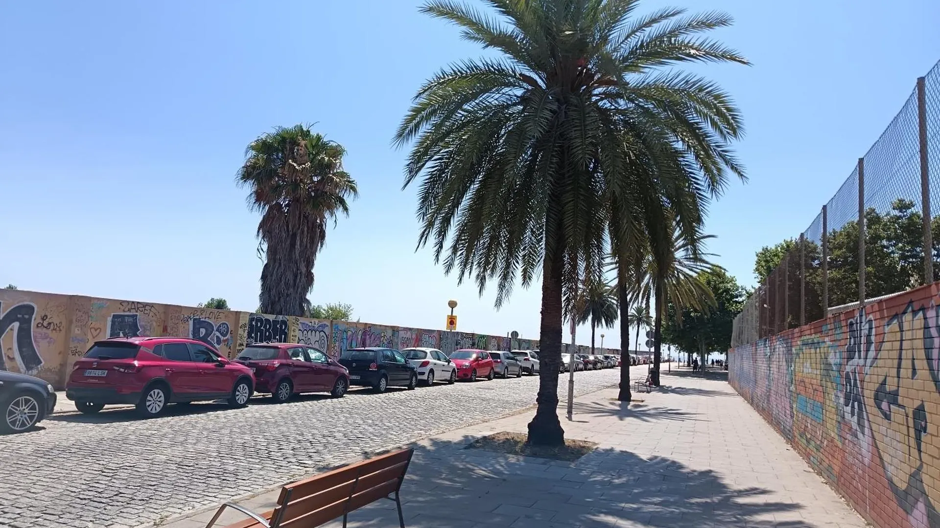 Close To Beach And 15 Mints To La Rambla By Tren سان أدريان دي بيزوس